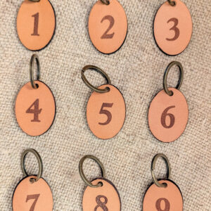 Nyckelring i vegetabiliskt garvat läder - Siffror